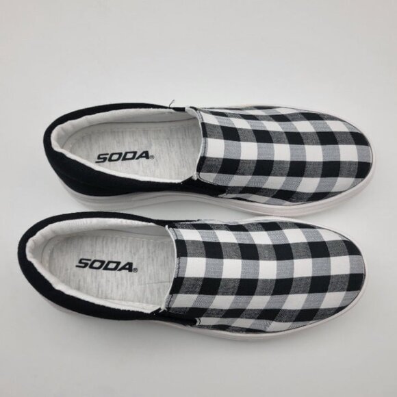 BUY ONE GET ONE FREE Soda Hike Slip-on Sneaker Black & White Gingham - Size 8.5 - Picture 5 of 5